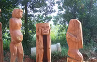 Già làng kể chuyện dạy "ông Tây" tạc tượng nhà mồ ảnh 3