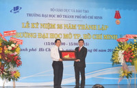 Trường ĐH Mở TPHCM kỉ niệm 25 năm thành lập ảnh 4