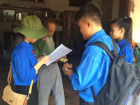 Sinh viên tình nguyện vận động cam kết chủ nhà trọ không tăng giá ảnh 4