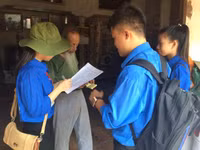 Sinh viên tình nguyện vận động cam kết chủ nhà trọ không tăng giá ảnh 4