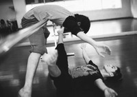 Người tình tin đồn của Mỹ Tâm lộ ảnh nóng đồng giới ảnh 5