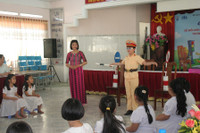 Nâng cao ý thức an toàn giao thông cho HS tiểu học ảnh 2