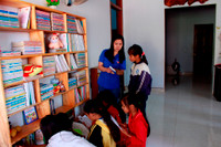 Kon Tum: Thư viện sách miễn phí của cô cán bộ xã phục vụ học sinh nghèo ảnh 1