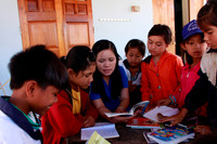 Kon Tum: Thư viện sách miễn phí của cô cán bộ xã phục vụ học sinh nghèo ảnh 2