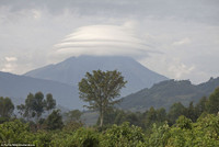 nhung dam may hinh dia bay dang so hinh anh 11