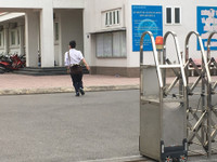 Những bước chân vội vã cho kịp giờ thi ảnh 2