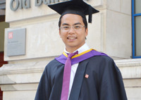 Chàng trai miền biển vượt "chướng ngại vật" khi học tập xứ người ảnh 1