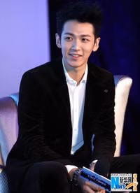 Quý tử nhà Thành Long bị bắt vì ma túy ảnh 3