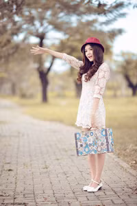 Hotgirl Lily Luta khoe vẻ đẹp mong manh ảnh 9