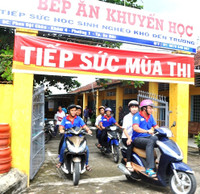 Hình ảnh đẹp kỳ thi THPT quốc gia 2017 ở Đồng bằng sông Cửu Long ảnh 4