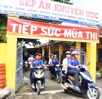 Hình ảnh đẹp kỳ thi THPT quốc gia 2017 ở Đồng bằng sông Cửu Long ảnh 4