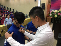 Cựu thủ quân ĐT Việt Nam Lê Công Vinh dự Lễ ra quân tiếp sức mùa thi ảnh 5