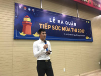 Cựu thủ quân ĐT Việt Nam Lê Công Vinh dự Lễ ra quân tiếp sức mùa thi ảnh 4