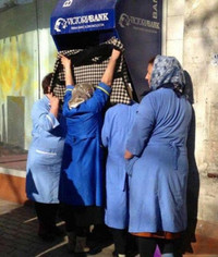 bat gap hinh anh "oai oam" khi rut tien o cay atm hinh anh 13