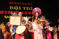 Nghệ An: Sôi động, cuốn hút Hội thi “Cô giáo tài năng, duyên dáng” ảnh 8 Nghệ An: Sôi động, cuốn hút Hội thi “Cô giáo tài năng, duyên dáng” ảnh 8