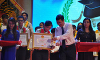 Quảng Ngãi: Vinh danh – khen thưởng nhà giáo, học sinh đạt thành tích cao ảnh 8