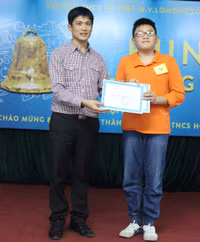 Chủ nhân Rung chuông vàng trường Lômônôxốp ảnh 14