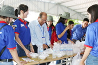 Niềm vui tình nguyện mùa thi ảnh 4