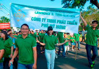 Hơn 14.000 người tham gia đi bộ từ thiện ảnh 4 Hơn 14.000 người tham gia đi bộ từ thiện ảnh 4