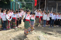 Thầy trò vùng lòng hồ rộn ràng đón năm học mới ảnh 4 Thầy trò vùng lòng hồ rộn ràng đón năm học mới ảnh 4