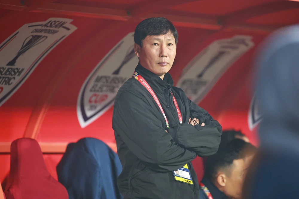 HLV Kim Sang Sik đón tin kém vui trước trận so tài Man United | Báo Giáo dục và Thời đại Online