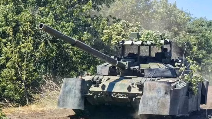 Chuyên gia Nga tiết lộ những tính năng mới nhất của xe tăng T-72B3A