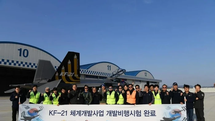 Tiêm kích KF-21 khẳng định khả năng siêu thanh và sẵn sàng phục vụ