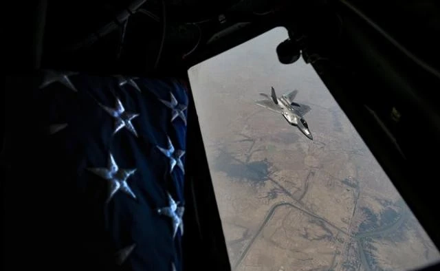 Sự thất bại của 'tiêm kích nguy hiểm nhất của Mỹ' là điều hoàn toàn có lý