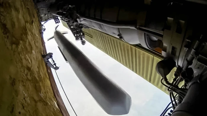 Tại sao lệnh trừng phạt chưa ngăn chặn được dòng chảy vi mạch vào tên lửa Nga?