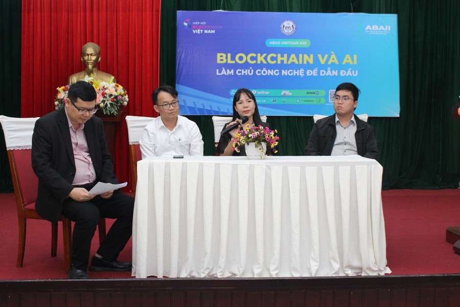 Tọa đàm Blochchain và AI, làm chủ công nghệ để dẫn đầu tổ chức tại trường Đại học Sư phạm Kỹ thuật, Đại học Đà Nẵng. truong-dh-su-pham-ky-thuat-dh-da-nang.jpg