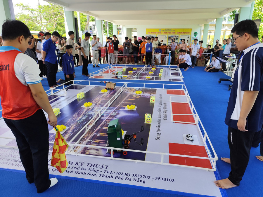 Cuộc thi thu hút 35 đội tham gia đến từ 10 trường phổ thông trên địa bàn TP Đà Nẵng truong-dai-hoc-su-pham-ky-thuat-da-nang.jpg