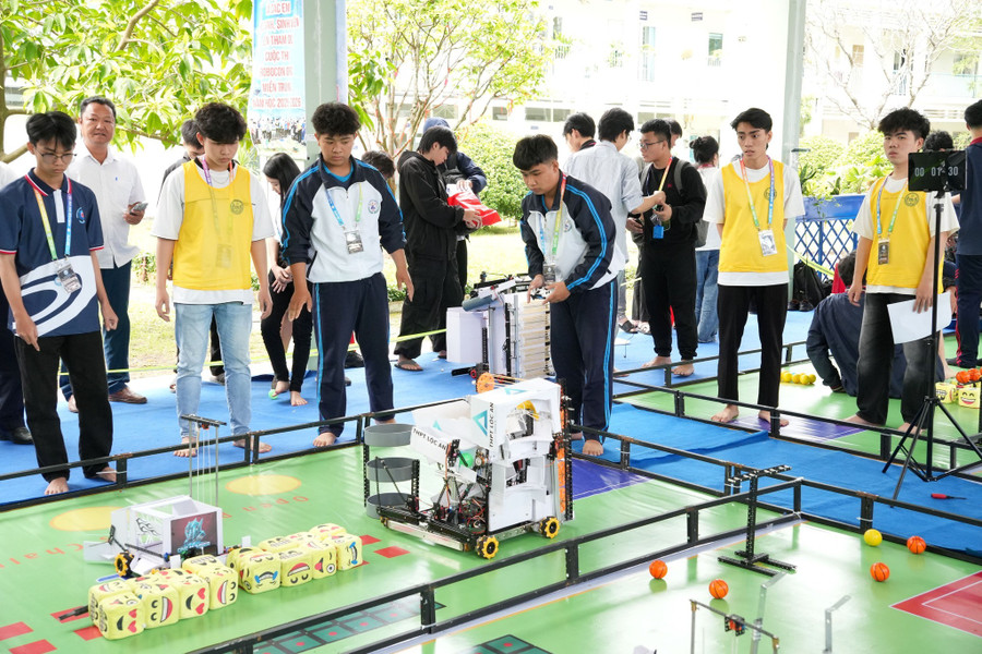Cuộc thi Robocon ORC khu vực miền Trung năm học 2025-2026 thu hút 108 đội tham gia dự thi. 