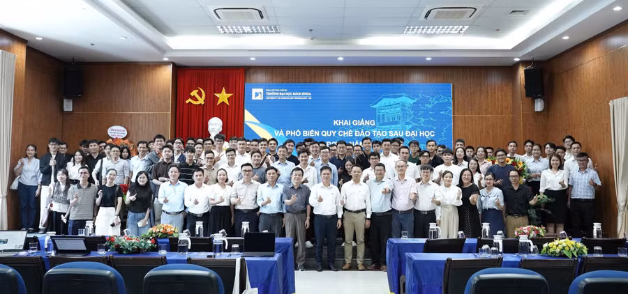 Trường Đại học Bách khoa - Đại học Đà Nẵng khai giảng khóa sau đại học đợt 1 năm 2025. 