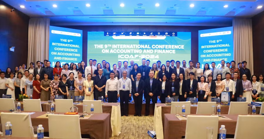 Hội thảo kế toán và tài chính quốc tế.jpg