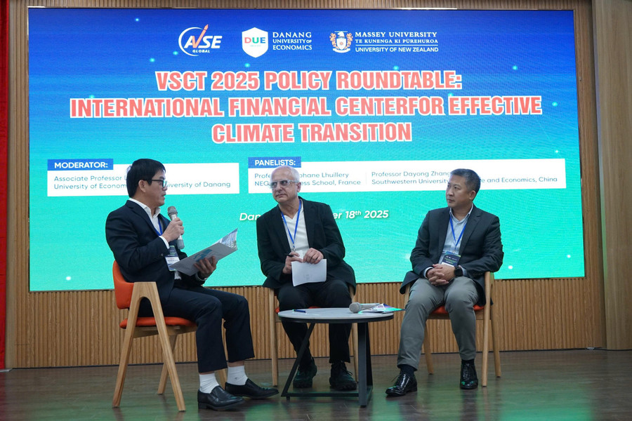 Hội nghị Bàn tròn thảo luận chính sách về trung tâm tài chính quốc tế. hoi-thao-truong-dai-hoc-kinh-te-da-nang.jpg