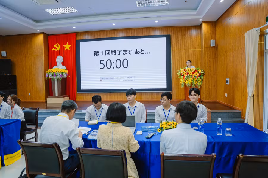 Phỏng vấn Trường Đại học Bách khoa Đà Nẵng.jpg