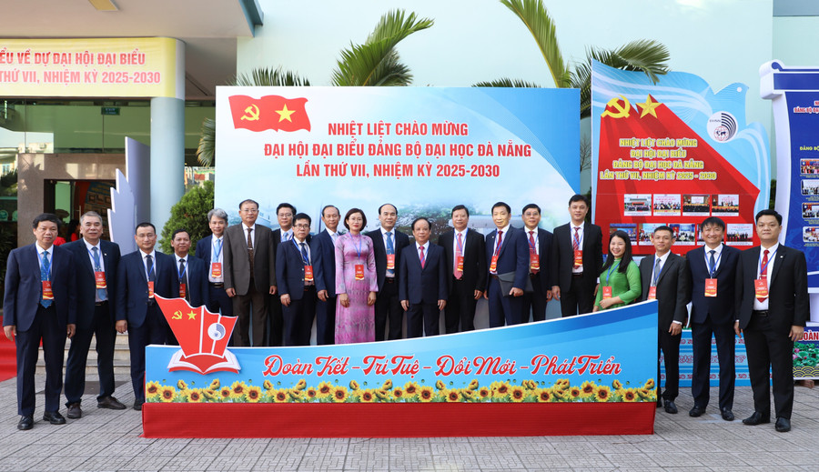 Đại hội Đảng bộ Đại học Đà Nẵng lần thứ VII với tinh thần Đoàn kết - Trí tuệ - Đổi mới - Phát triển. dai-hoi-dang-bo-dh-da-nang.jpg
