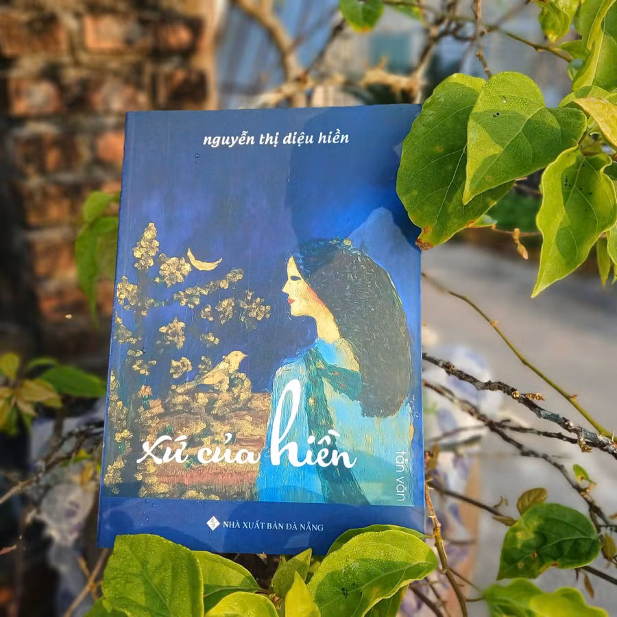 Bìa sách Xứ của hiền.