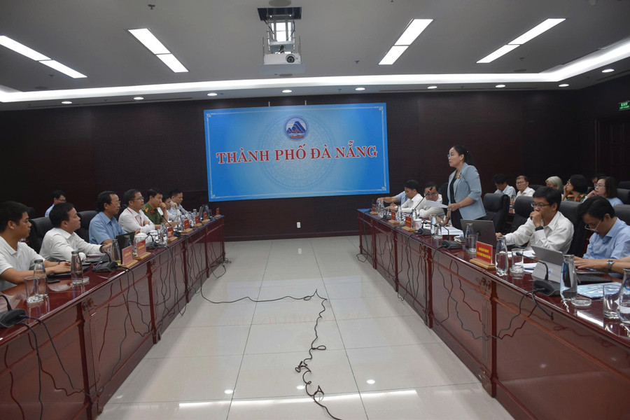 Bà Nguyễn Thị Anh Thi, Phó Chủ tịch UBND TP Đà Nẵng cho biết, thành phố sẽ nỗ lực để Kỳ thi tốt nghiệp THPT 2025 diễn ra an toàn, nghiêm túc, trọn vẹn và đúng quy chế. kiem-tra-cong-tac-thi-tai-da-nang.jpg
