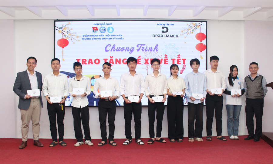 Trường Đại học Sư phạm Kỹ thuật, Đại học Đà Nẵng tặng vé xe cho sinh viên về quê đón Tết. tang-ve-xe-dai-hoc-da-nang.png