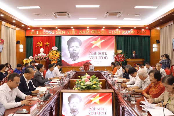 Hội thảo thu hút sự quan tâm của nhiều nhà khoa học, chuyên gia trong lĩnh vực lịch sử, văn hóa, chính trị.