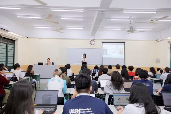 Một tiết học tại Trường Đại học Khoa học xã hội và Nhân văn (Đại học Quốc gia TPHCM). Ảnh: HCMUSSH. 
