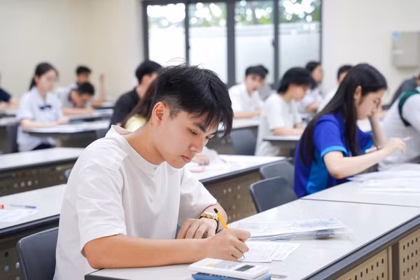 Thí sinh dự thi đánh giá năng lực đợt 2 tại Trường Đại học Bách khoa (Đại học Quốc gia TPHCM).
