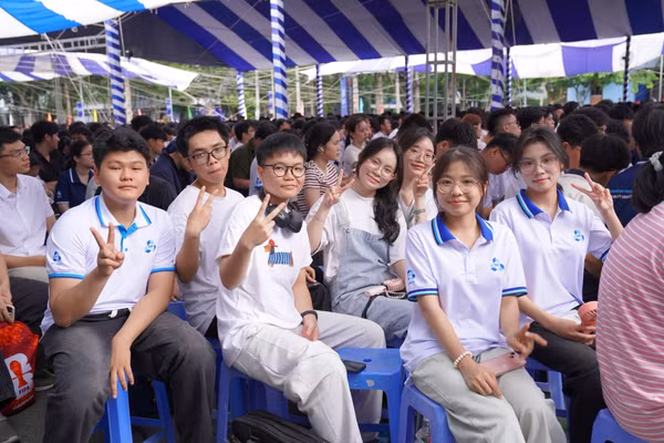 Tân sinh viên Trường Đại học Bách khoa tại lễ khai giảng.