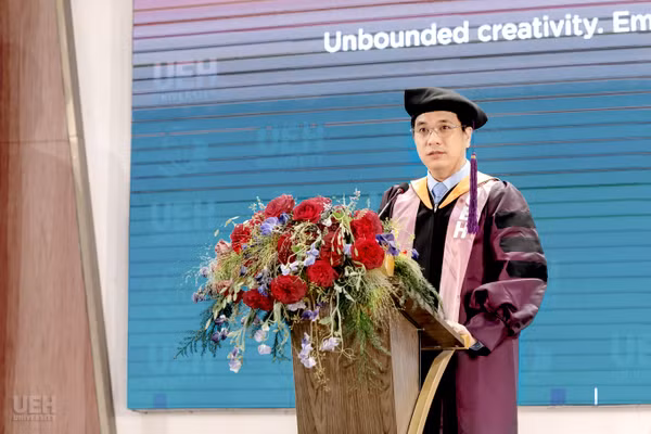 PGS.TS. Bùi Quang Hùng, Giám đốc Đại học Kinh tế TPHCM.