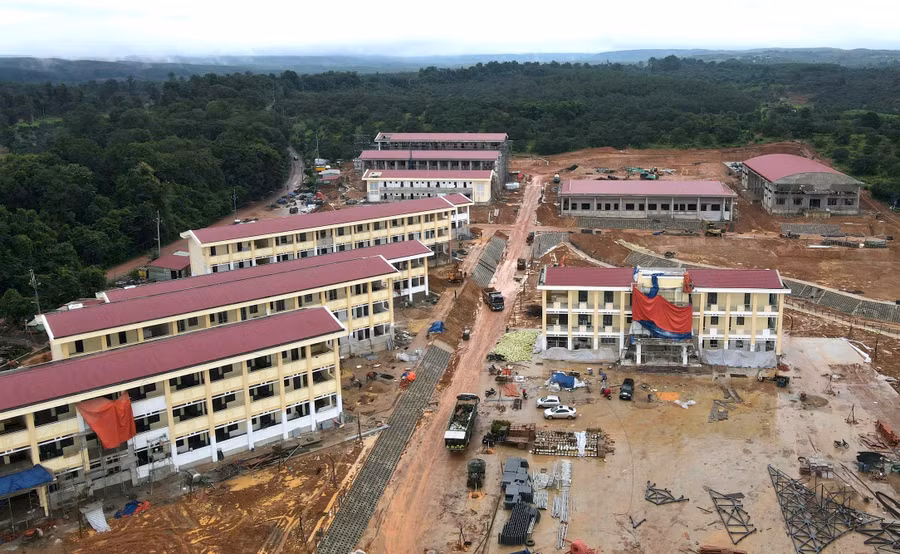 Trường Phổ thông nội trú Tiểu học và THCS Ia Puch hoàn tất những công đoạn cuối cùng.