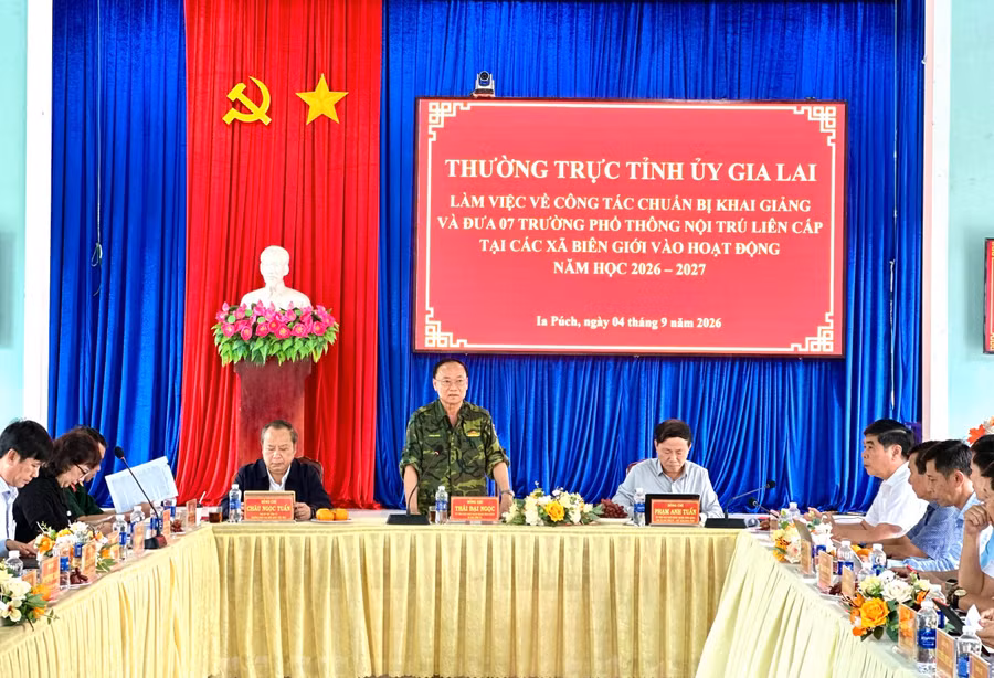 Bí thư Tỉnh ủy Gia Lai Thái Đại Ngọc chủ trì buổi làm việc. 