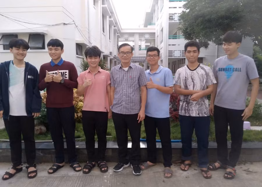 z7060968109438-15c86d5b273c42c188581c146acebc1b.jpg