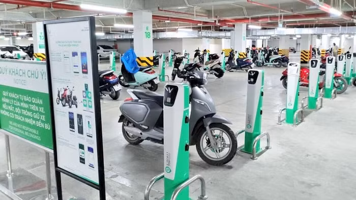 Gỡ nút thắt chỗ sạc xe điện ở chung cư: Quy định mới đảm bảo an toàn