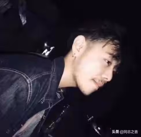 Soái ca, soái tỷ TikTok bị lộ ảnh qua cam thường "đẹp đến... xuất quỷ" ảnh 18